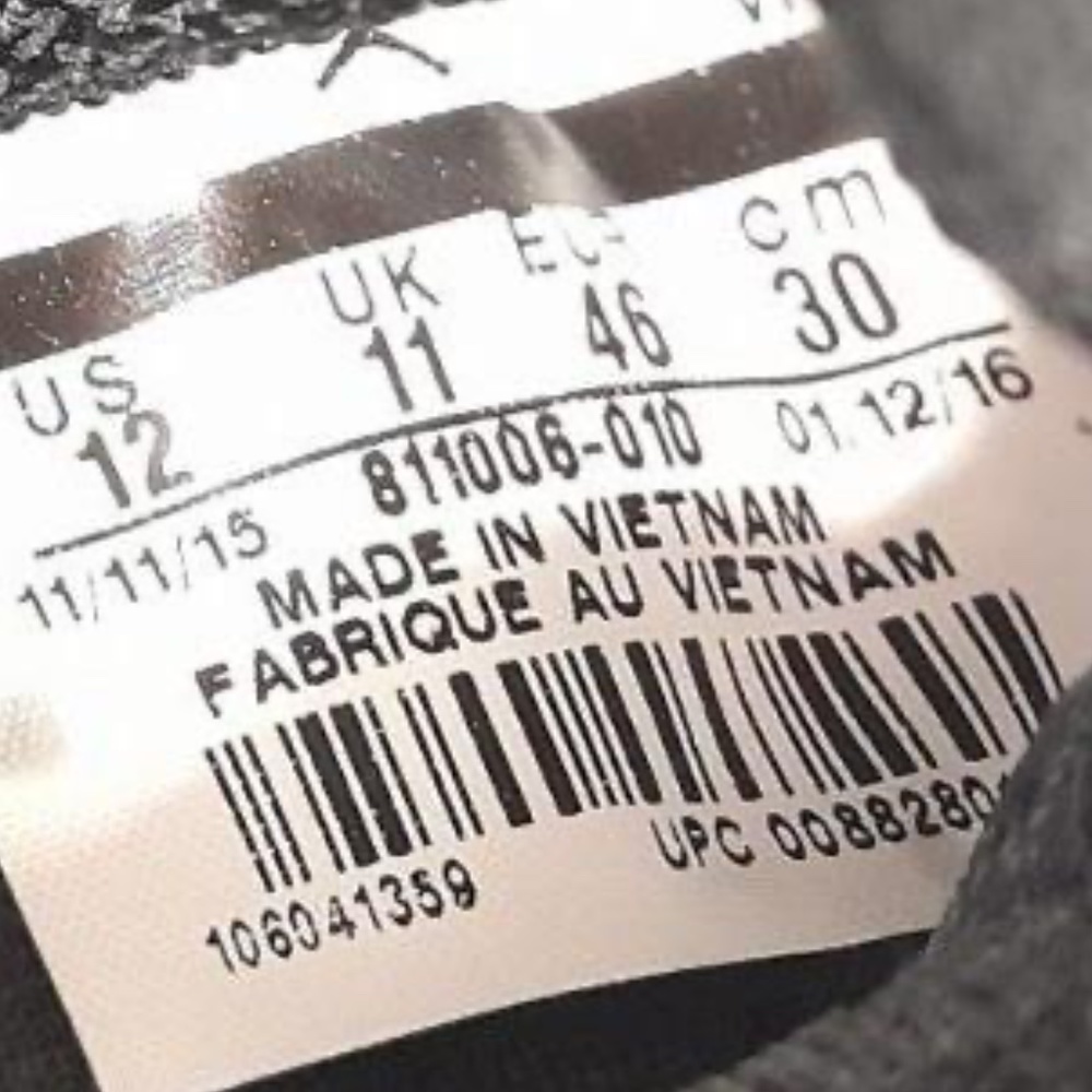 Jordan Men's 30 Black Cat Black Size 12 Shoes - Picture 5 of 5